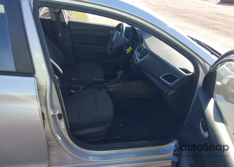 2019 Hyundai Accent Se из США, поврежденный, VIN 3KPC24A35KE070918